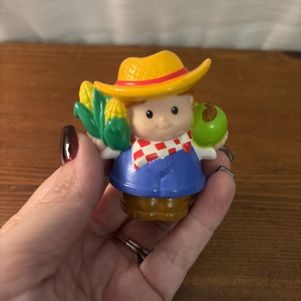 Fisher Price Little People EDDIE APPLE FARMER 2007 RARE w/ CORN 11/08